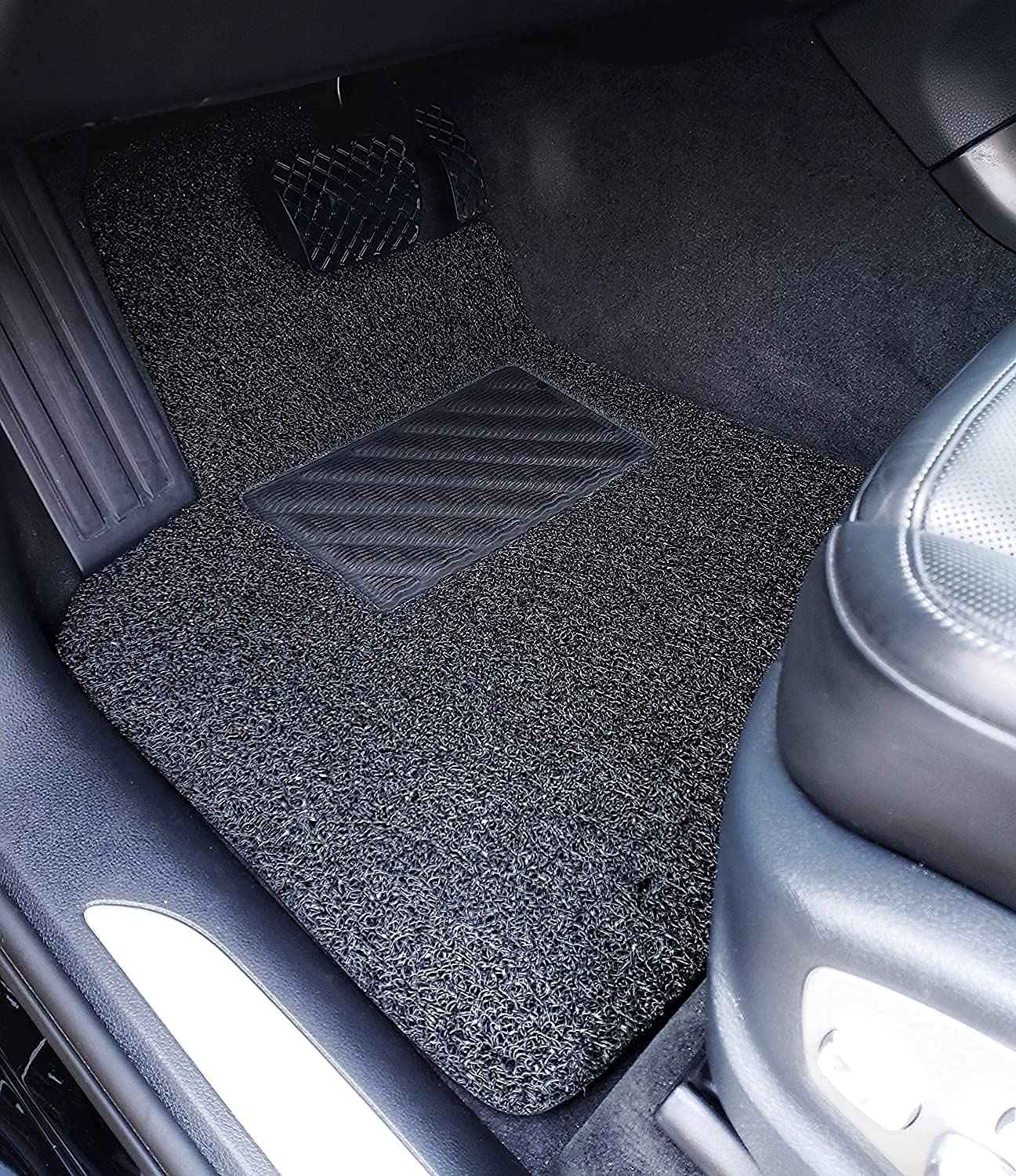Anti-Skid Curly Grass Car Foot Mat, Universal Fit